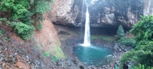 devkund waterfall mumbai pune adventures